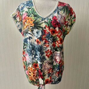New Directions Multicolor Floral V-Neck Blouse